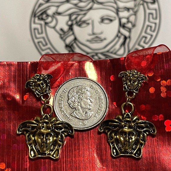 Earrings - Picture 5 of 5